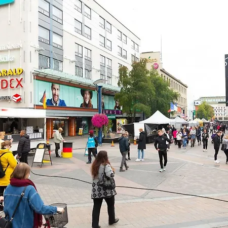 Local Nordic - Hearty Lynx Huoneisto Jyväskylä